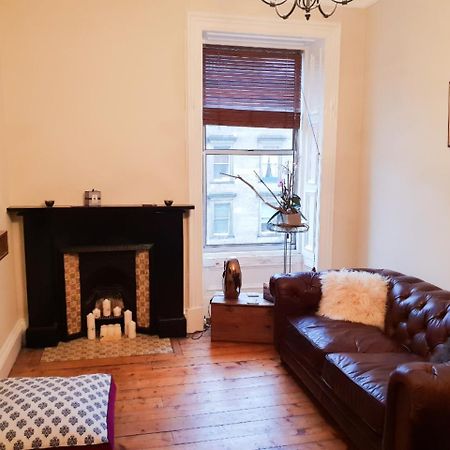 Bright 1 Bedroom Apartment Near City Centre エディンバラ エクステリア 写真