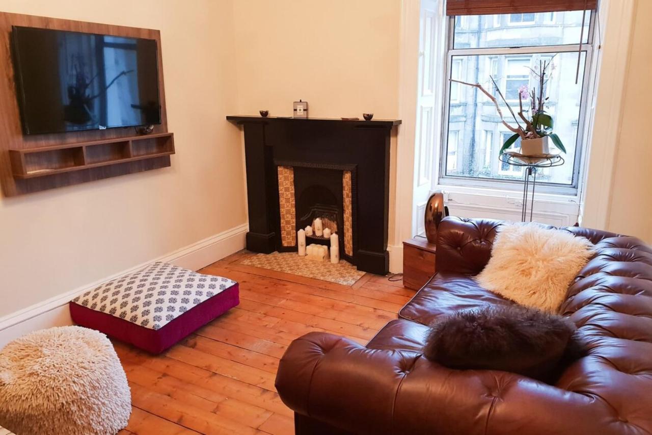 Bright 1 Bedroom Apartment Near City Centre エディンバラ エクステリア 写真